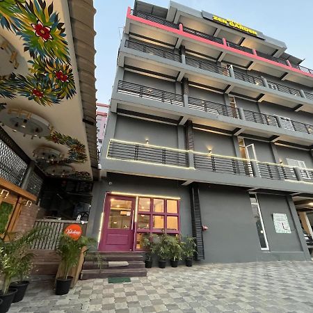 Hotel Zen Garden Guwahati Bagian luar foto